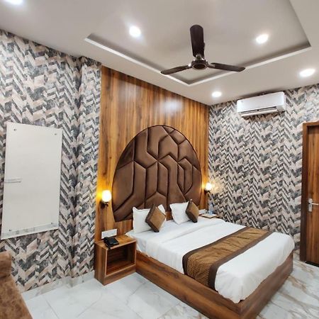 Hotel Gs Amritsar 200 Mtr From Golden Temple Exterior foto