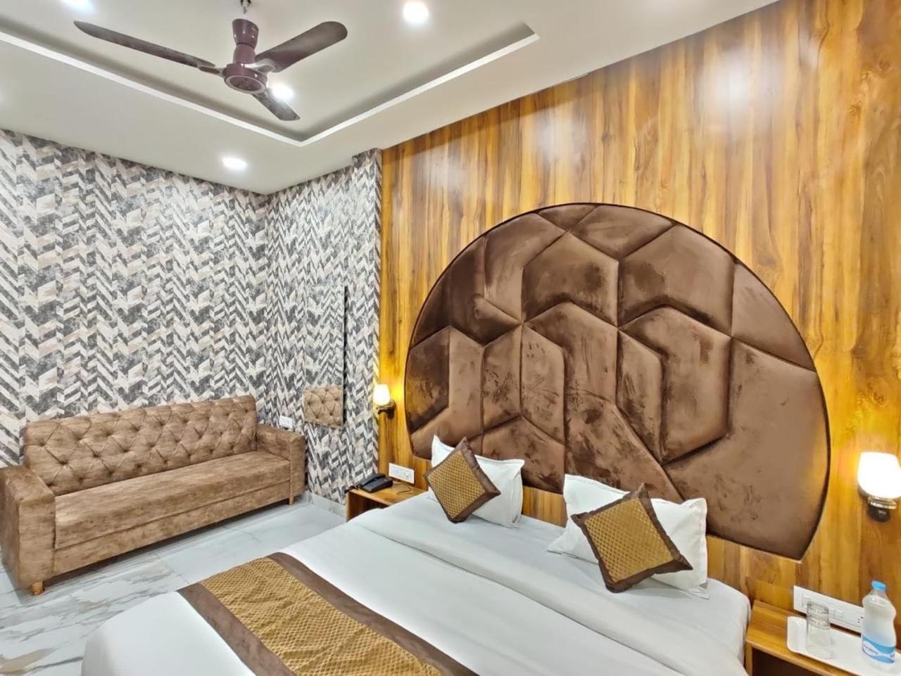 Hotel Gs Amritsar 200 Mtr From Golden Temple Exterior foto